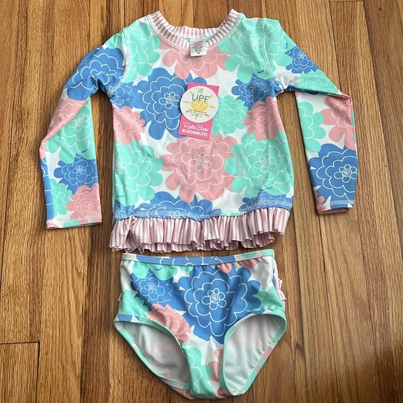 NWT RUFFLE BUTTS pastel petals two piece swim rashguard  4t - Picture 5 of 5